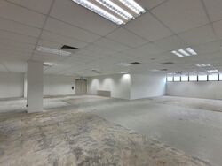 Odeon Towers (D7), Office #460171741